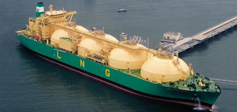 Ambientalistas alertam sobre 'navios-bomba' na Baixada Santista