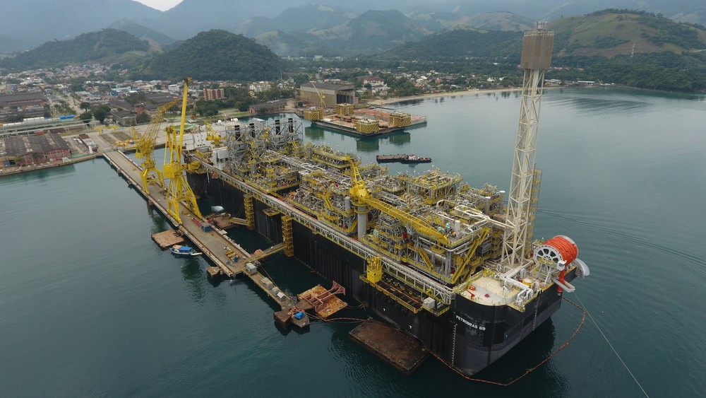 Trabalhador morre em transporte de plataforma da Petrobras após ingestão de álcool etílico