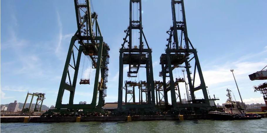 Porto de Santos contrata profissionais em 2020