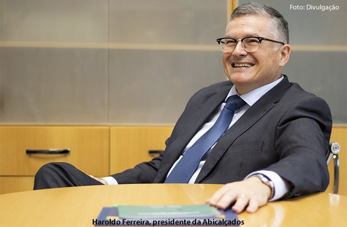Exportações de calçados somaram US$ 967 milhões em 2019 e EUA foram o principal mercado