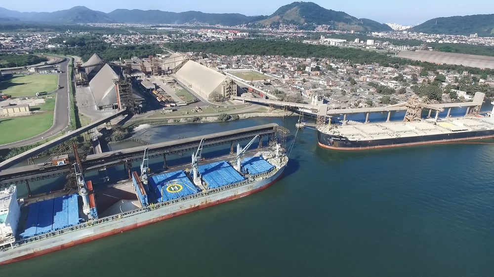 Maior complexo portuário da América Latina gera quase 5 mil empregos em Guarujá