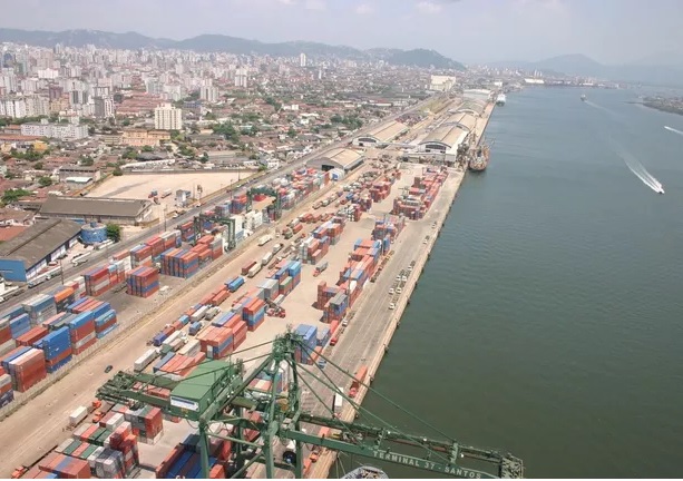 Movimentação portuária cai 1,6% em 2019