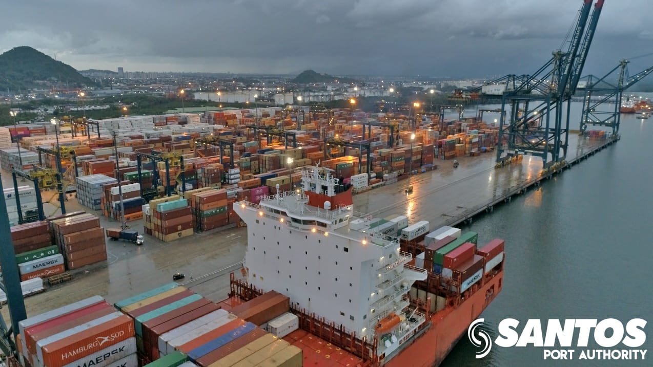 Movimentação de contêineres no Porto de Santos mantém tendência de alta em janeiro e é recorde para o mês
