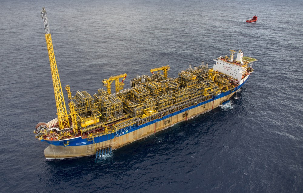 Produção de petróleo e gás do país supera 4 milhões de barris por dia pela 1ª vez