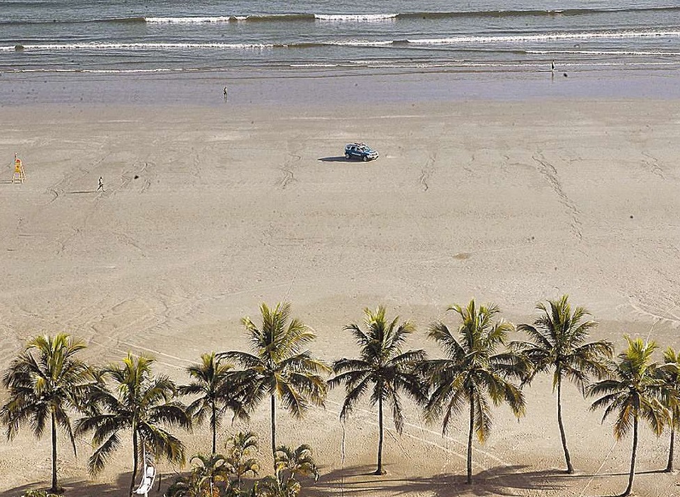 Praias e shoppings fechados desde hoje