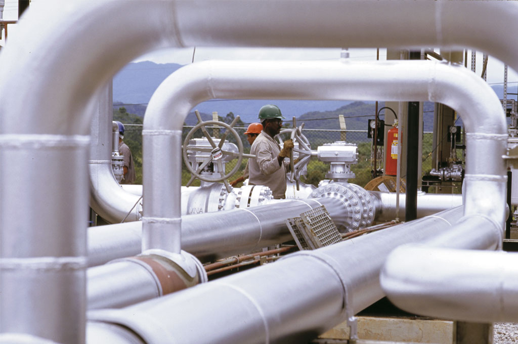 Petrobras fecha acordo que permite importação privada de gás da Bolívia