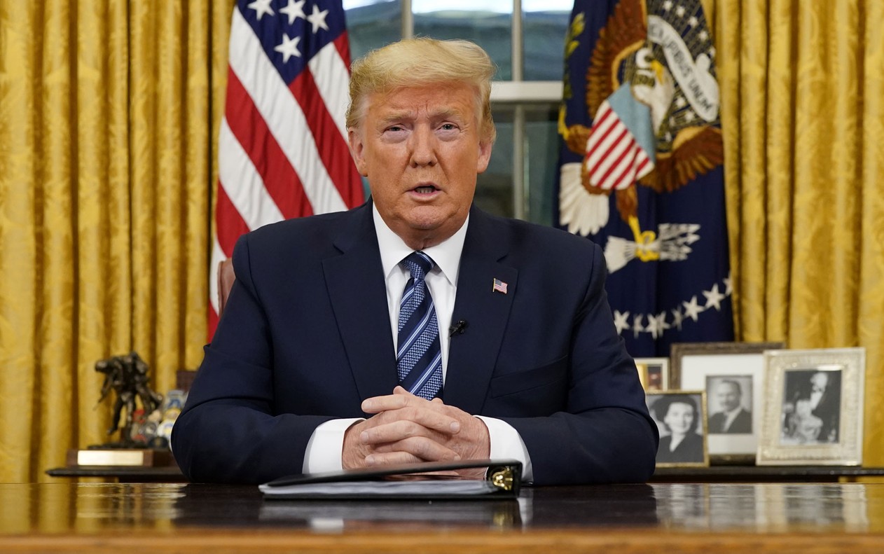 Trump suspende viagens da Europa aos EUA para conter novo coronavírus
