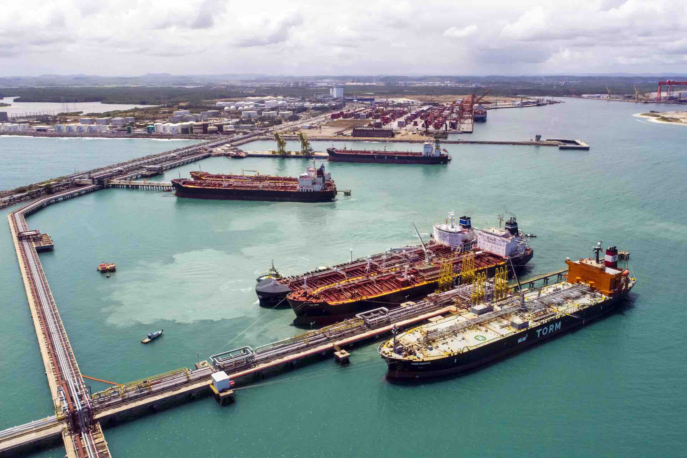 Porto de Suape registra 70% de crescimento na movimentação de cargas em fevereiro