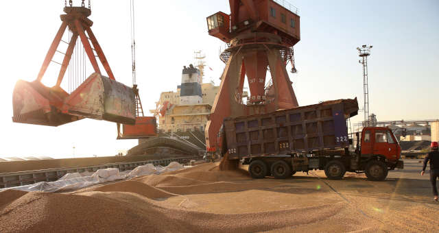 Exportadores de grãos da Argentina relatam atrasos no porto de Rosário 