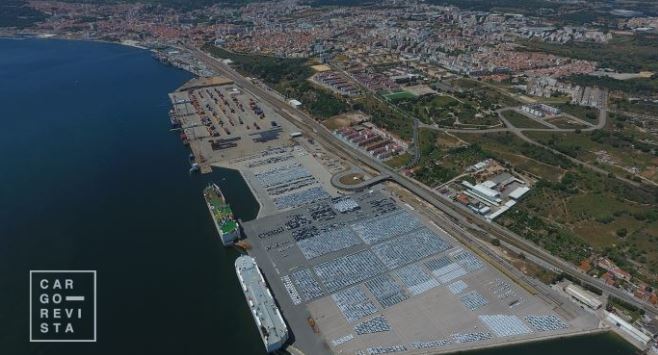 Estivadores de Setúbal avançam para greves parciais em solidariedade com colegas de Lisboa