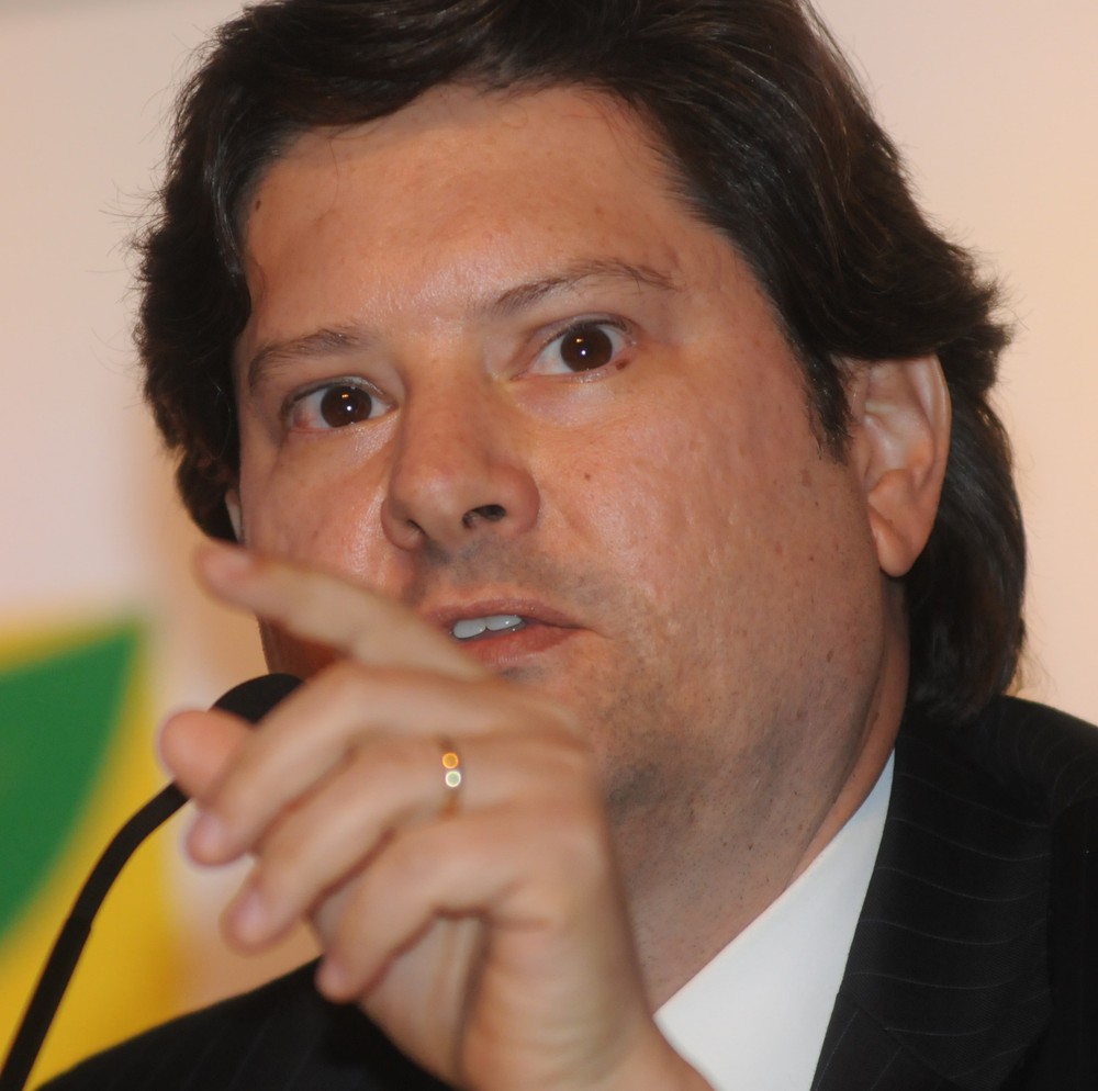 Usinas sucroalcooleiras pedem socorro ao governo