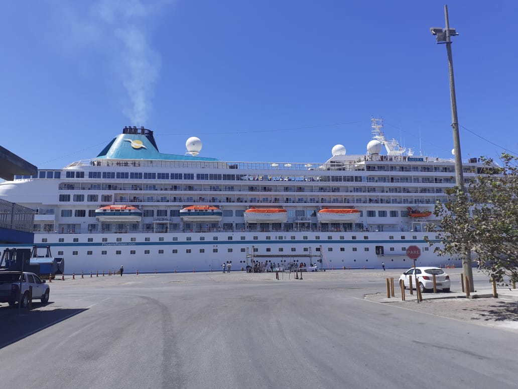 Atraca no Porto do Rio Grande o MS Amera, o quinto de seis transatlânticos da temporada de verão