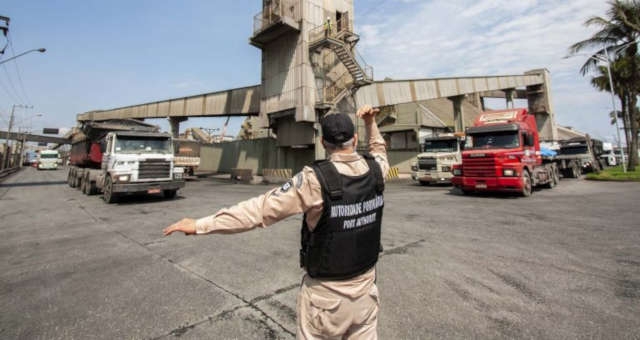 Fechamento de rodovias, portos e aeroportos dependerá de aval da Anvisa