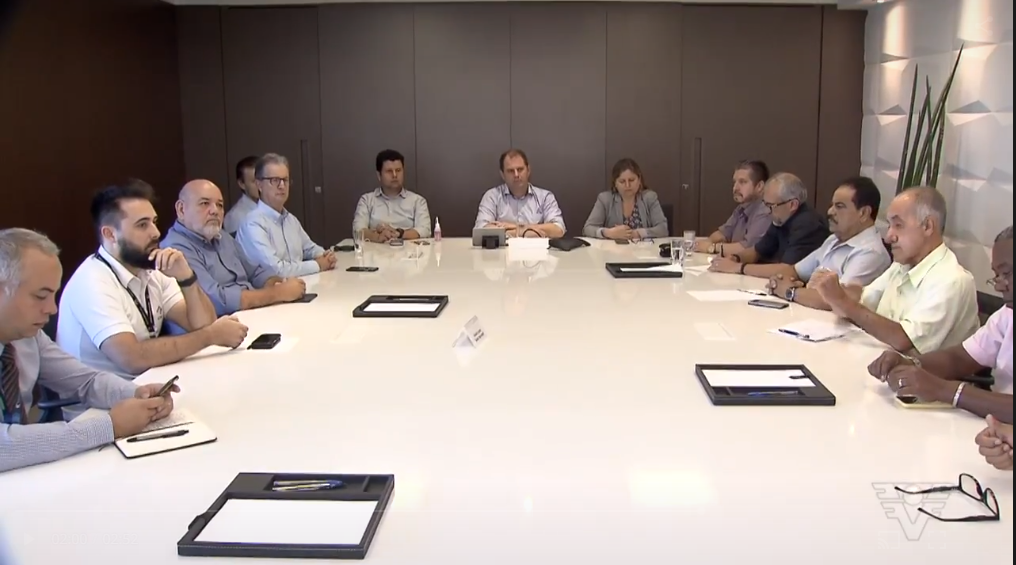 Empresários e sindicatos se reuniram para pensar em medidas para coronavírus