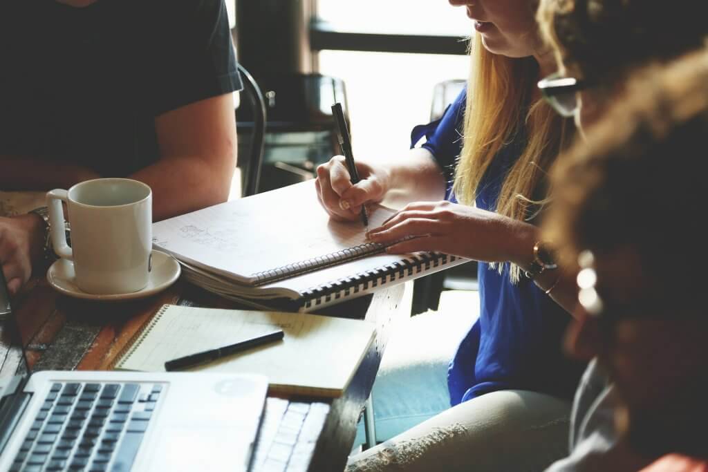 Insegurança prolongada no trabalho afeta a personalidade