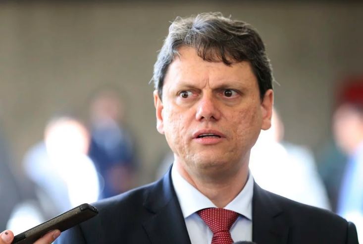 Na Fiesp, Tarcísio apresenta projetos ao agronegócio e ouve cobranças