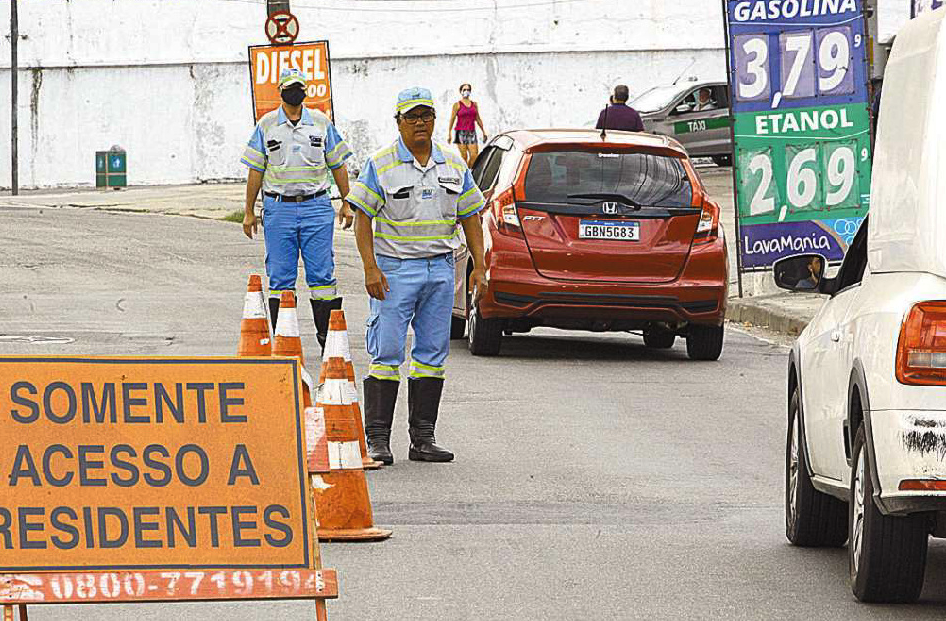 Bloqueios evitam chegada de turista