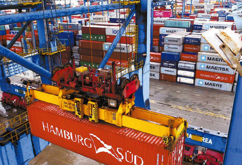 Porto de Santos bate recorde de operações