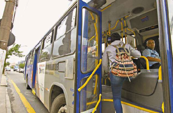 EMTU reforça linhas de ônibus intermunicipais