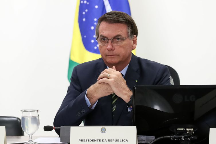 COVID-19: Governo zera impostos de produtos