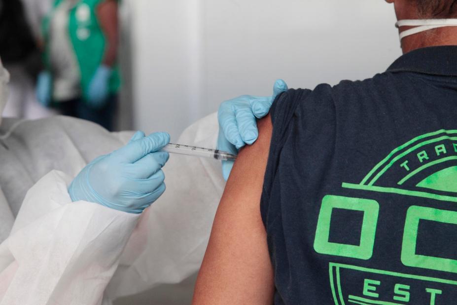 Veja em tempo real onde tem vacina da gripe em Santos