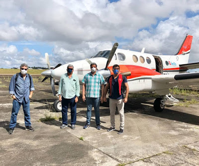 Em tempo de Coronavírus, a praticagem está fretando aviões menores para os práticos conseguirem chegar até as lanchas que os transportam aos navios