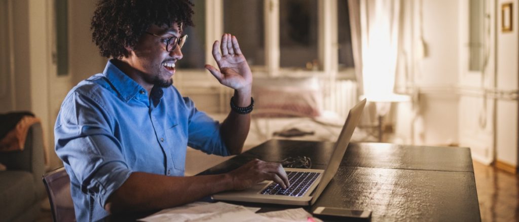 Pode-se crescer no trabalho remoto sem um ‘burnout’ doméstico