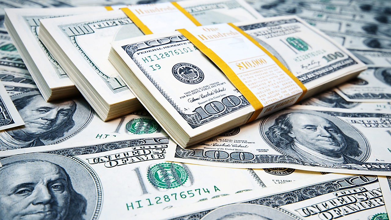 Dólar alcança recorde: R$ 5,26