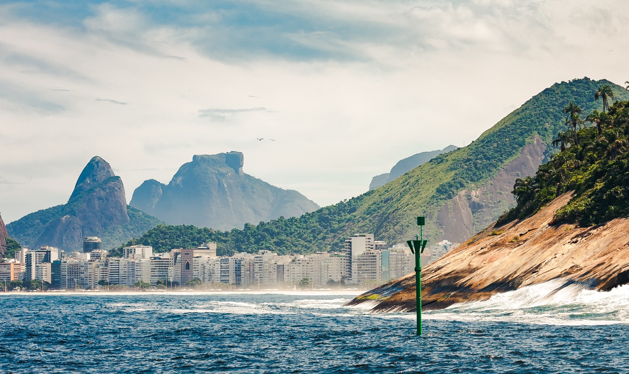 Porto do Rio de Janeiro ganha moderna sinalização náutica em seu principal canal de acesso