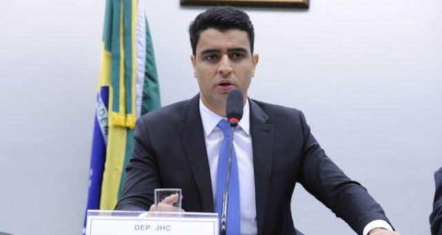 Empresa poderá ficar dispensada de pagar tributos durante pandemia