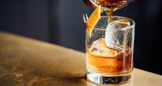 Britânicos em quarentena consomem 30% mais bebidas alcoólicas (um recorde)