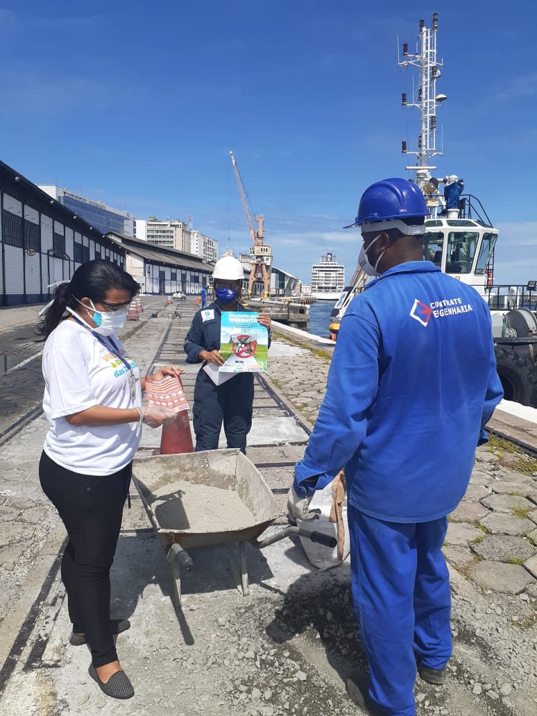 OGMOSA realiza ação de combate ao Aedes Aegypti no Porto de Salvador