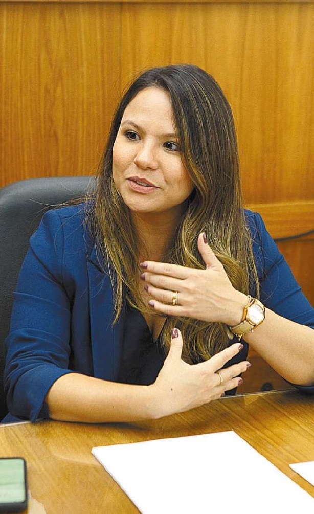 Jennyfer deixa diretoria da Autoridade Portuária