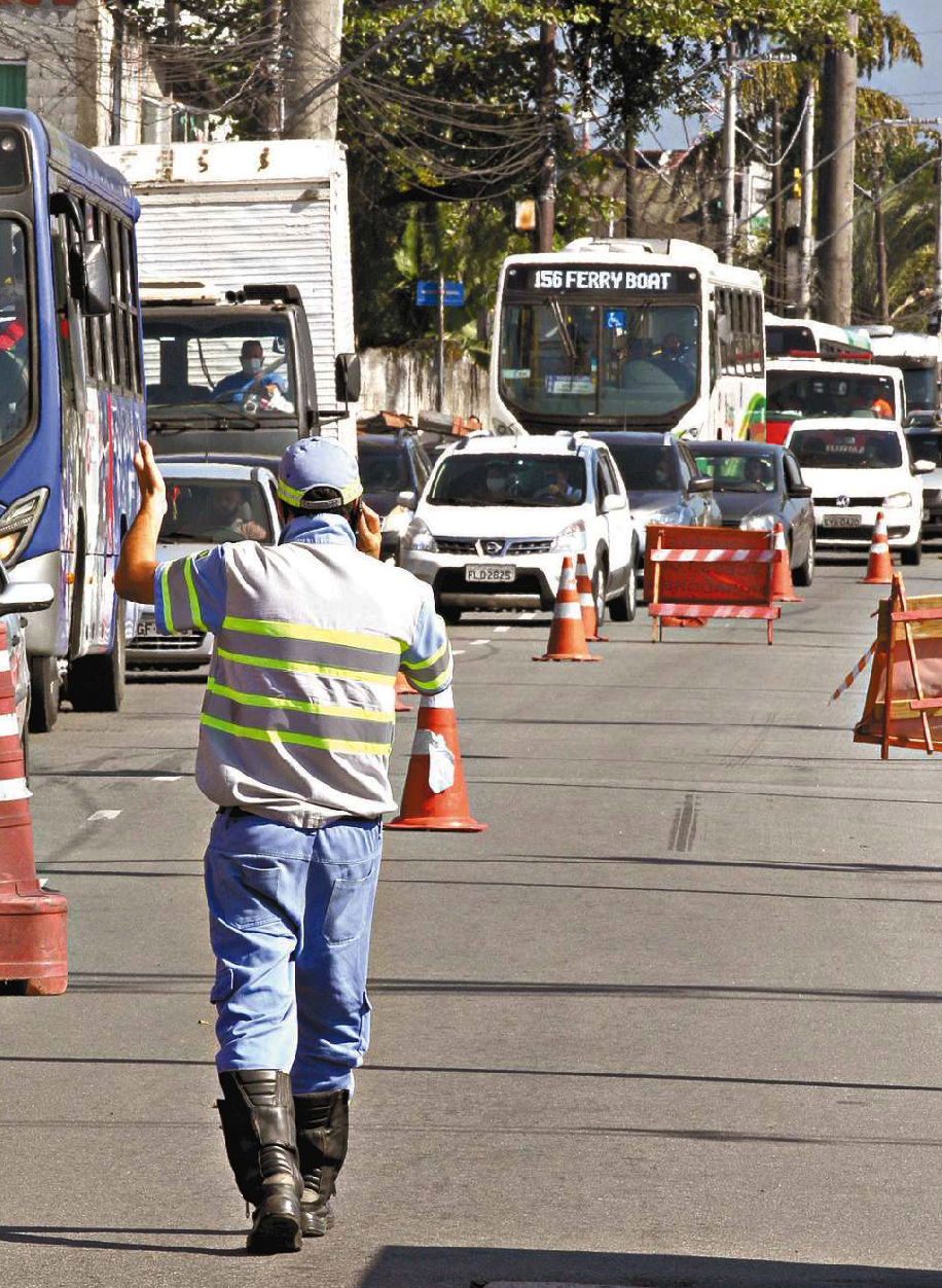 Municípios ampliam bloqueios