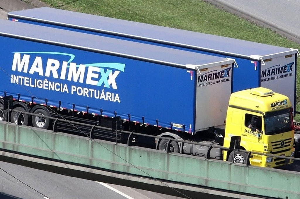 Empresa e governo brigam na Justiça por área no porto de Santos