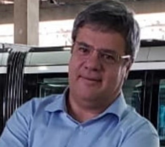 Diretor do DEINFRA – Departamento de Infraestrutura e Transporte, Logística, e Diretor do CONSIC – Conselho Superior da Indústria da Construção, ambos da FIESP, está encarando o momento atual com bom senso e criatividade