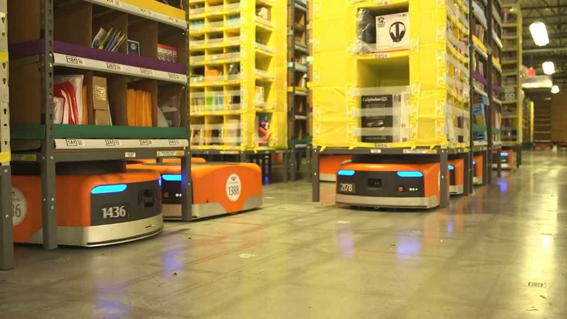 A necessidade de aumentar a distancia social estimula a robotização logística
