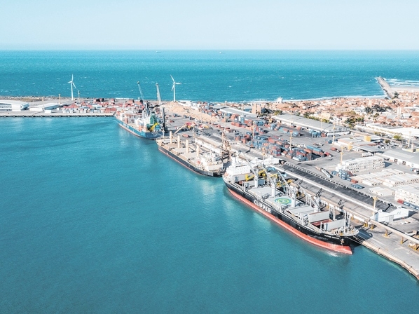 Porto de Fortaleza: Dois navios estão ancorados em quarentena