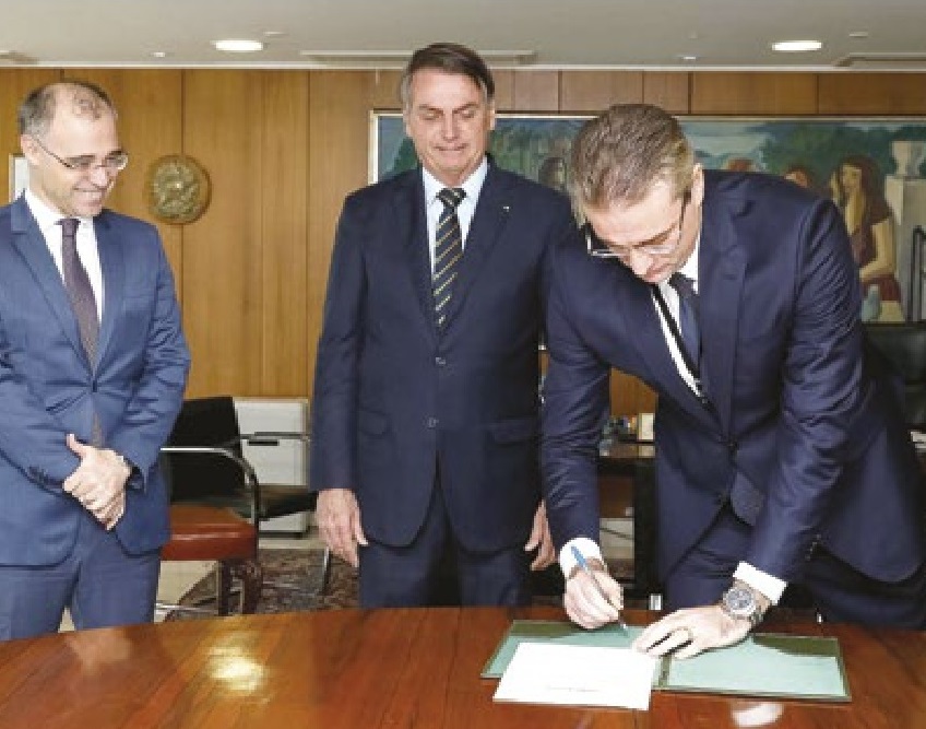 Posse de novo diretor da PF ocorre às pressas