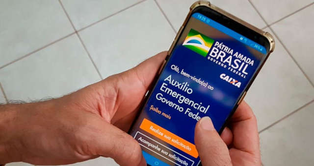 Auxílio emergencial poderá durar mais que três meses, diz secretário