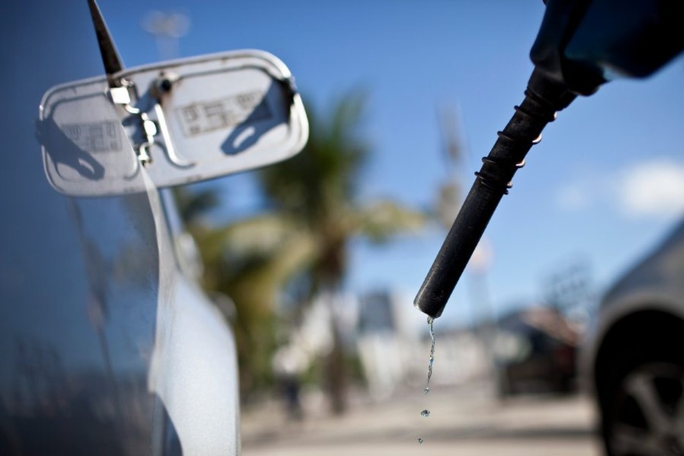 Petrobras venderá no Brasil gasolina de maior qualidade a partir de agosto