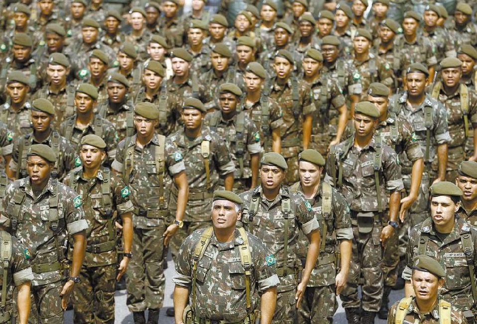 Concursos das Forças Armadas inscrevem até o fim da semana