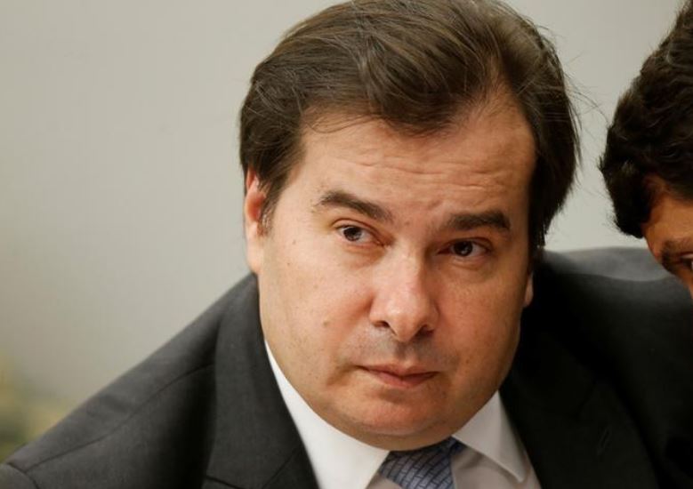 Maia defende decisão conjunta sobre prorrogação de auxílio emergencial e pede posição do governo