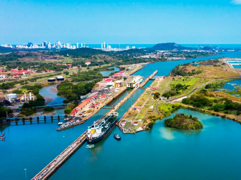 Canal do Panamá: trânsitos diminuíram 21% em maio de 2020