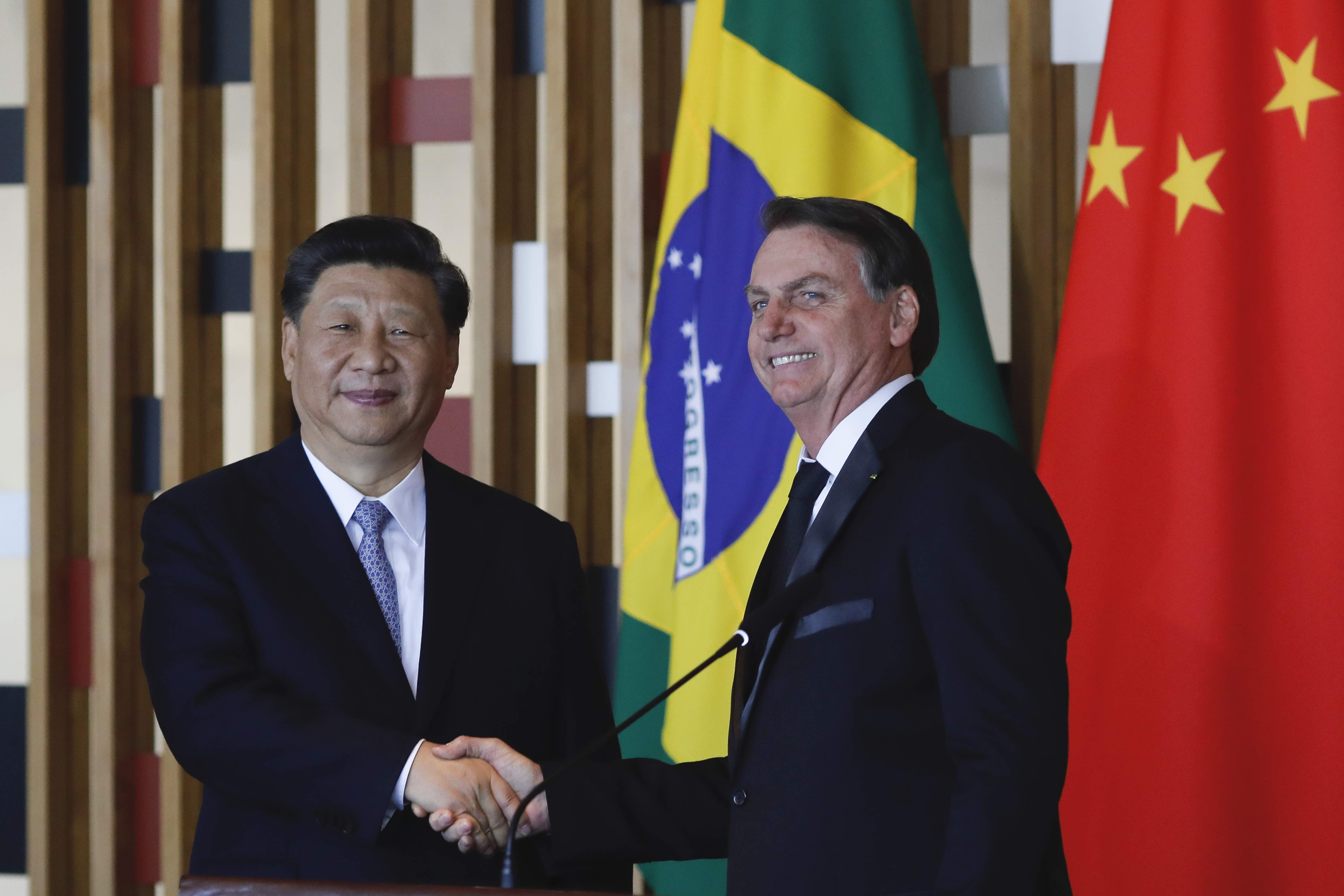 Brasil pode acessar mais de US$ 4 bi com banco dos Brics e o de fomento asiático