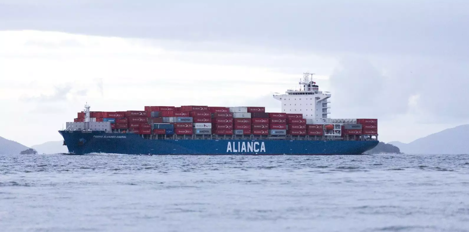Mais um navio entra em quarentena
