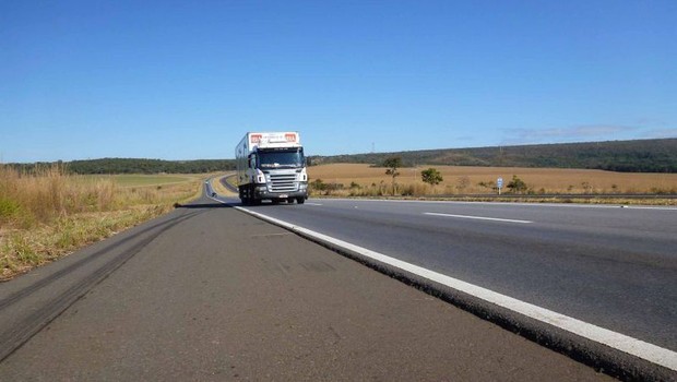 Demanda por transporte rodoviário de cargas no Brasil tem melhor nível desde março