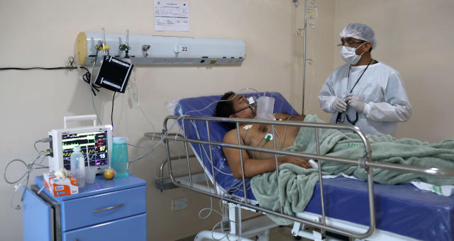 Brasil tem novo recorde em registro diário de casos de Covid-19 e supera 920 mil infecções