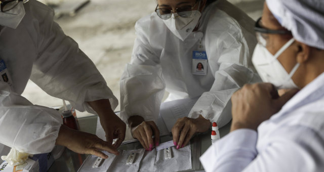 Chile ultrapassa 215 mil casos da covid-19