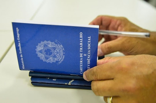 Pandemia dificulta direito trabalhista